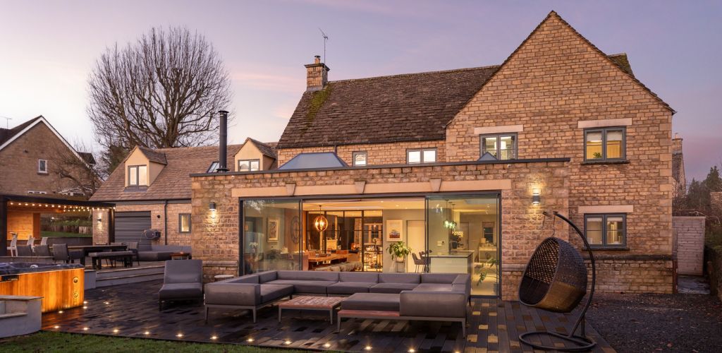 1 Holm Oaks - Rixon Architects.jpg