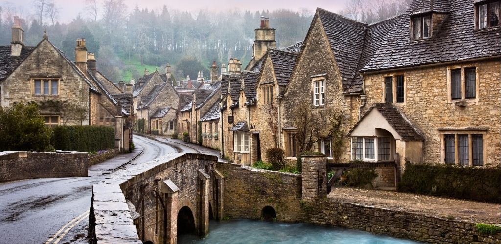 Castle-combe-winter.jpg